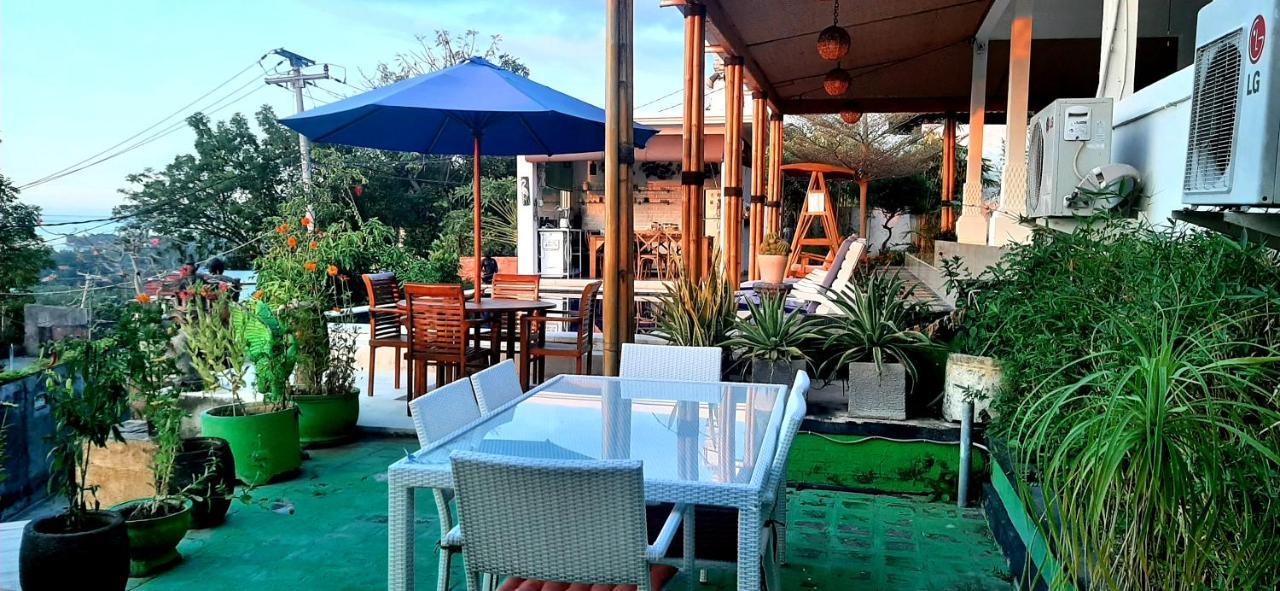 Cantik Villa โลวินา ภายนอก รูปภาพ